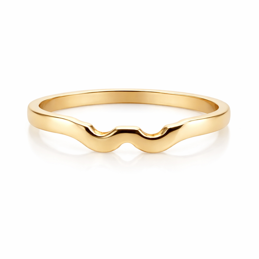 9ct Gold Band with Curved Claw Cutouts