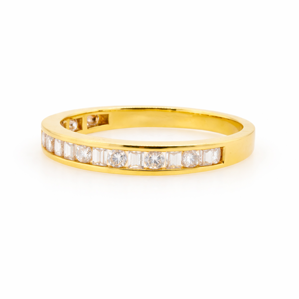 18ct Yellow Gold Diamond Wedding Band