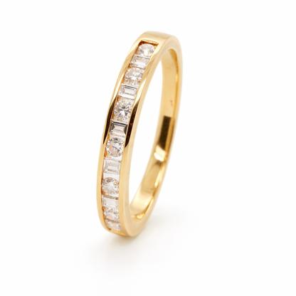 18ct Yellow Gold Diamond Wedding Band