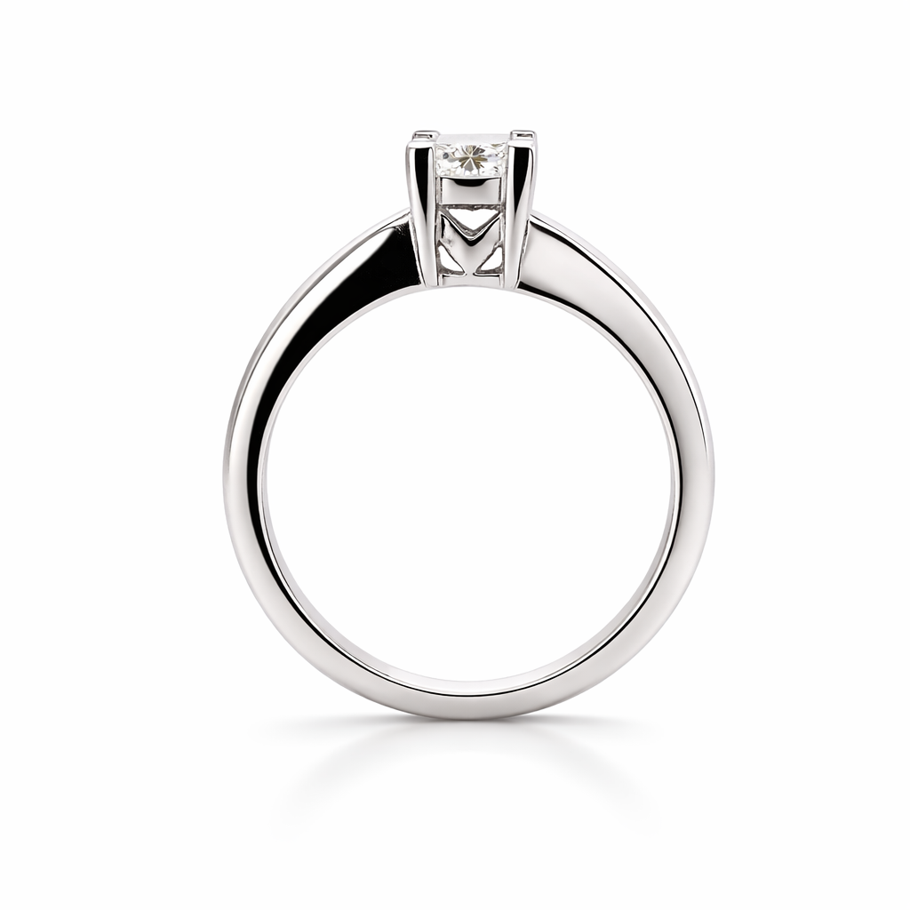 18ct White Gold Diamond Ring