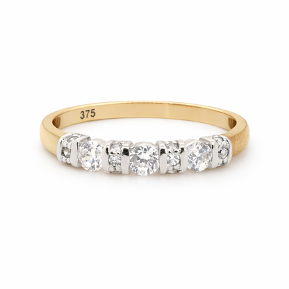 9ct Yellow Gold Ring with Cubic Zirconias