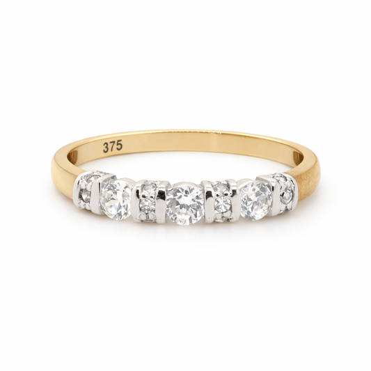 9ct Yellow Gold Ring with Cubic Zirconias