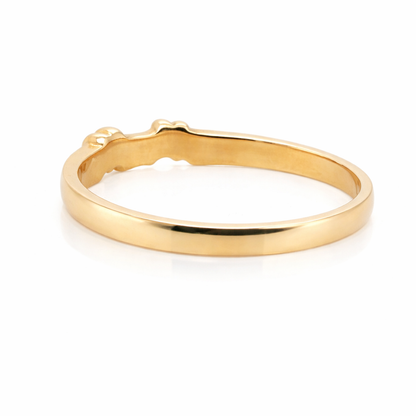 9ct Gold Band with Claw Cutouts