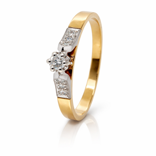 18ct Yellow Gold Engagement Ring