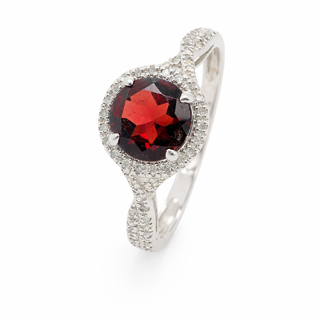 9ct White Gold Garnet and Diamond Ring