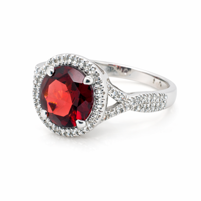 9ct White Gold Garnet and Diamond Ring