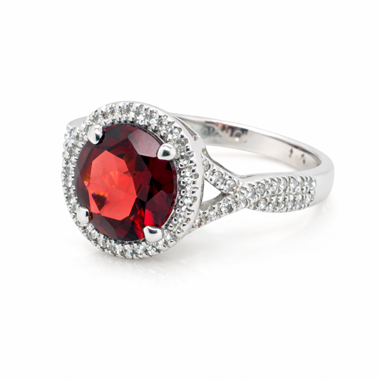 9ct White Gold Garnet and Diamond Ring