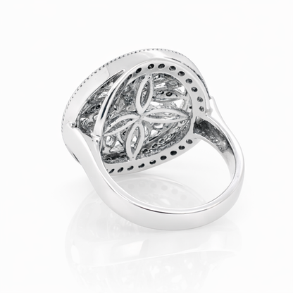 18ct White Gold Diamond and Fresh  Water Pearl Ring